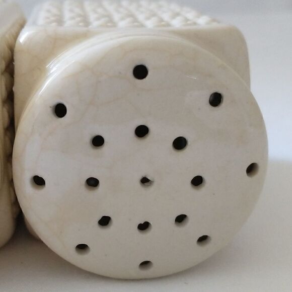 ‎Vintage Japan Stovetop Salt Pepper Shakers Ceramic Handpainted Floral Large - Picture 12 of 16